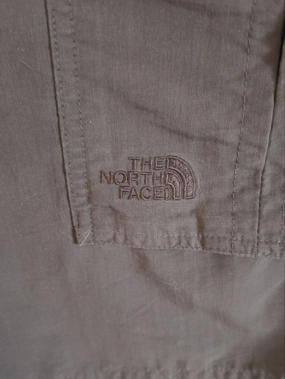 VTG The North Face Men's Charcoal Cargo Shorts with Belt